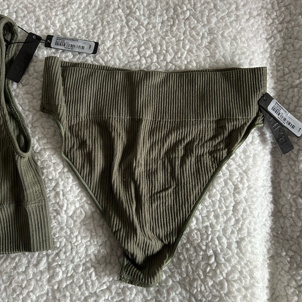 Olive Ribbed Bralette - Picture 2 of 7